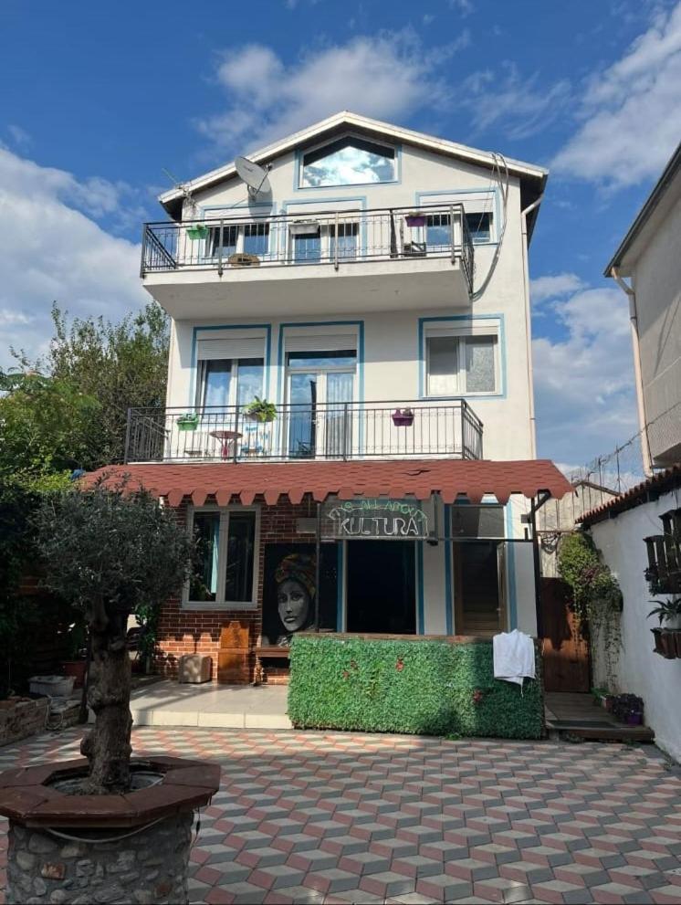 Kultura Hostel Shkodër Exterior foto